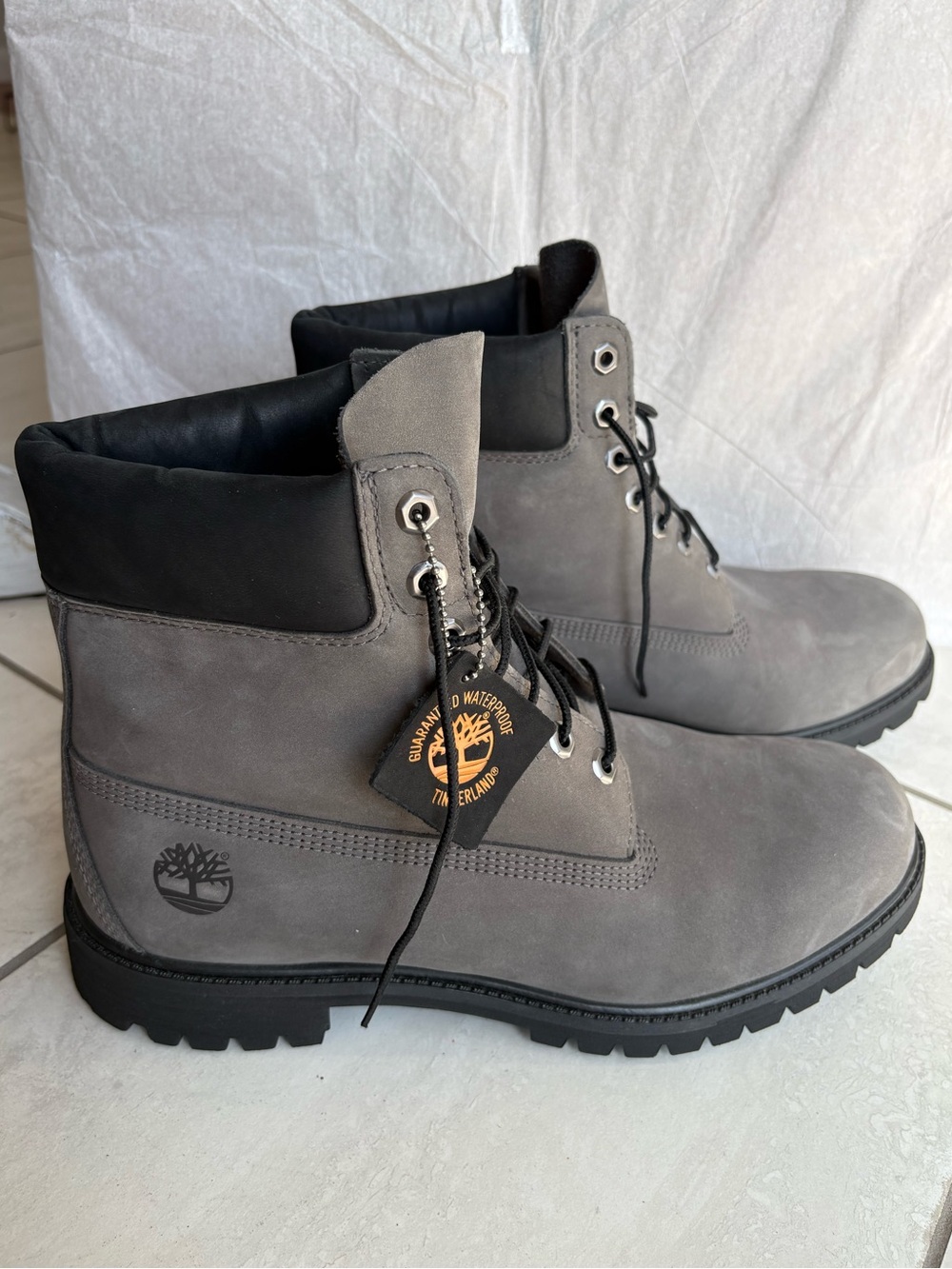 Mens 11.5 Timberland Grey Waterproof Boots - Picture 3 of 9